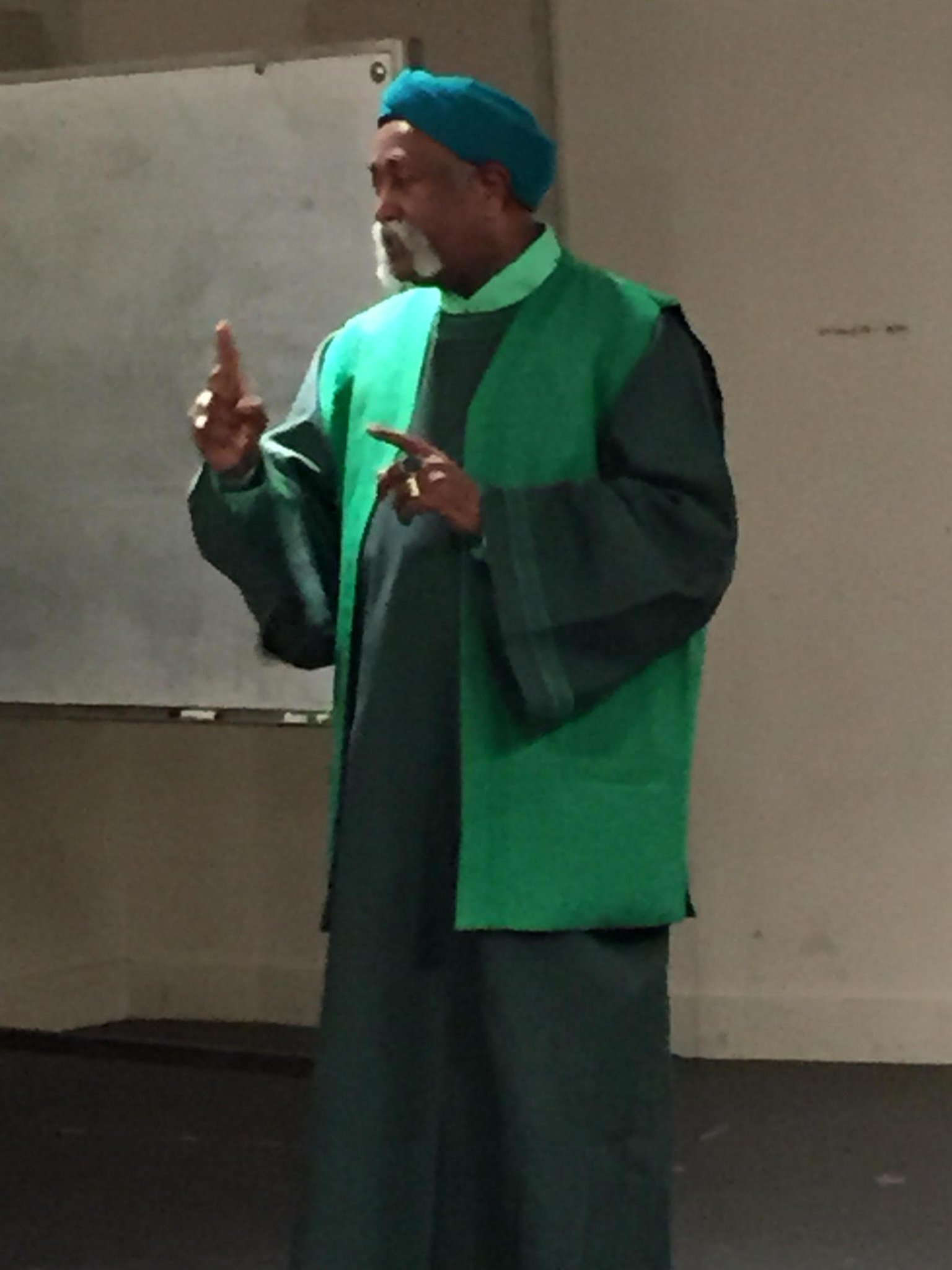 Cynthia Schneider on Twitter: "Theater #artist #AliMahdi from #Sudan