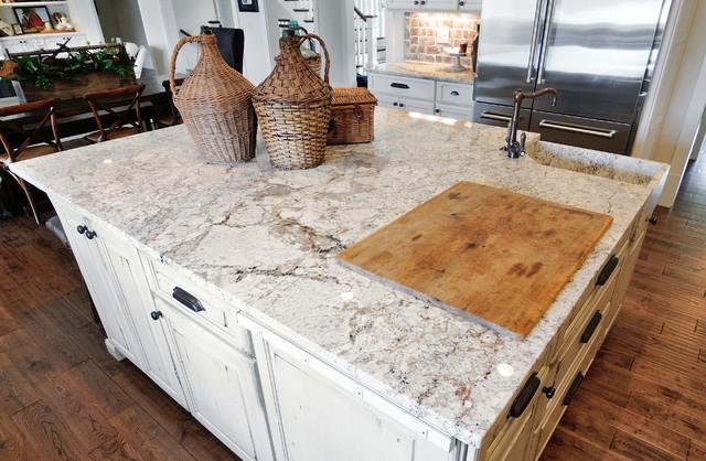 StoneDesign_Inc's tweet photo. Inspirational White Kitchens #whiteout #whitestone #STONEDESIGN #lessismore #beautiful http://t.co/IOBXIEaerv