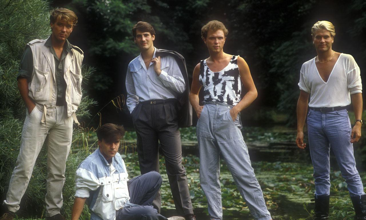 Tonight\s Happy birthday to Spandau Ballet\s Gary Kemp!  