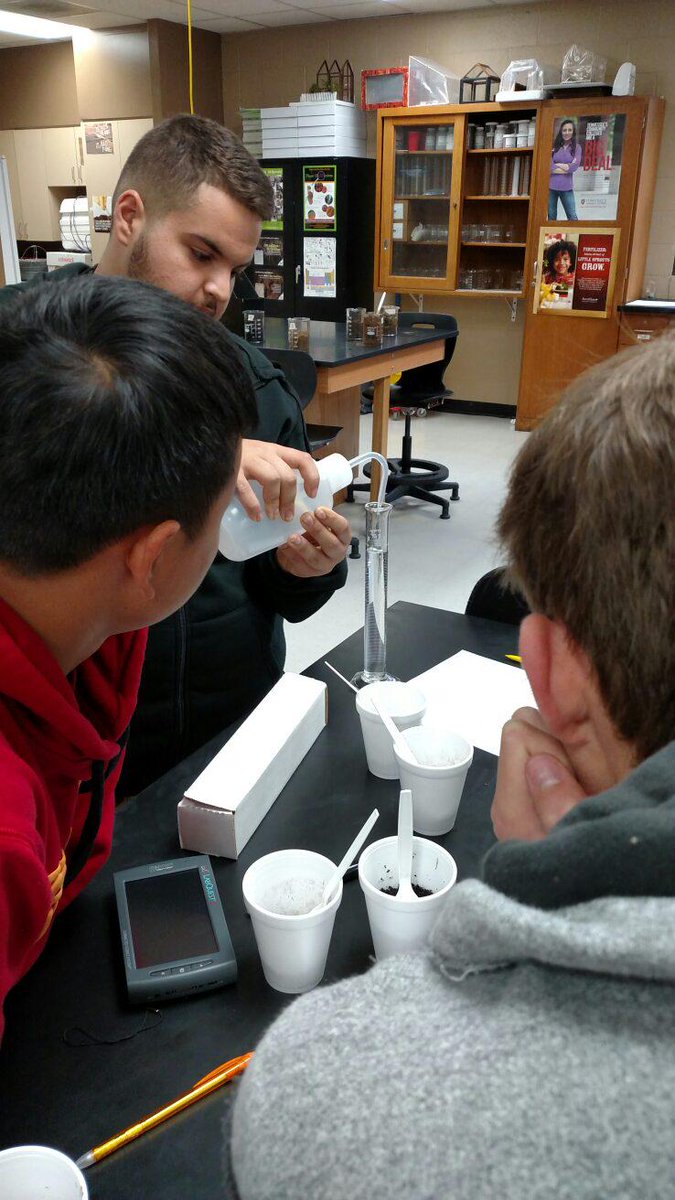 overton_ffa's tweet photo. Getting ready to test the pH of some local soil samples in Plant Science! http://t.co/ld27PoWGJt