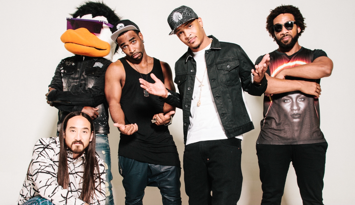 🔊 @WatchTheDuck ft. @Tip "Making Luv To The Beat" OUT NOW! #WtDTheTrojanHorse On iTunes: smarturl.it/MLTTB_i http://t.co/rWV3c0CSrg