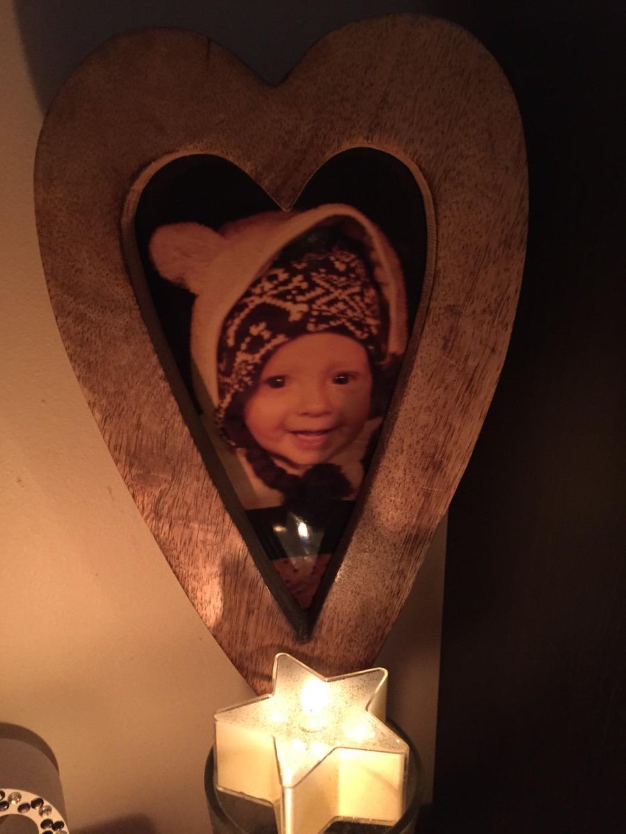 DextersLight's tweet photo. Star candle for our little man. The brightest star in the sky. Sweet dreams Dexter James waveoflight @countthekicks http://t.co/jmph0pGmwg