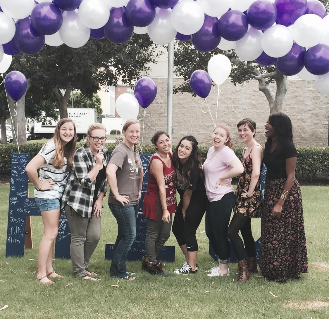 HIUPsychNow's tweet photo. Prof Amadi (@pinkcouchgirl) &amp; #HIUPsychClub leaders share a fun moment while spreading #DomesticViolence awareness http://t.co/bJ93NiBKw1