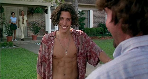 Happy birthday to star Shawn Andrews! 
