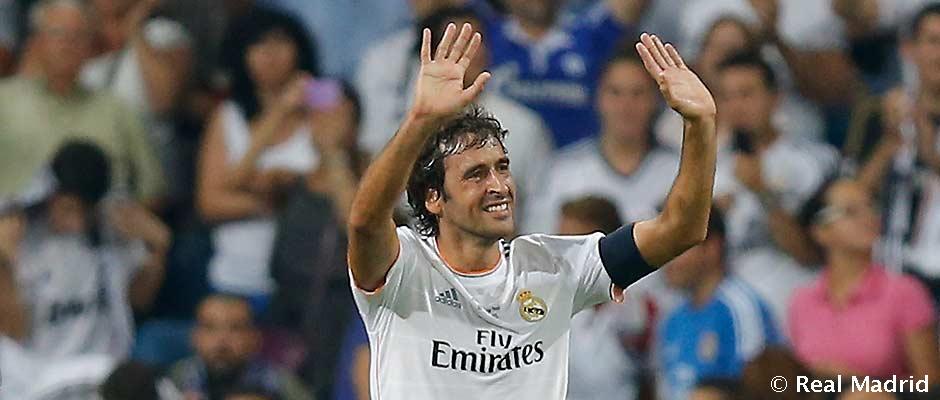realmadrid's tweet photo. Raúl, nuestra leyenda madridista anuncia su retirada del fútbol 🙏

http://t.co/XAAIE2Z5o0

#HalaMadrid http://t.co/K507GStgib