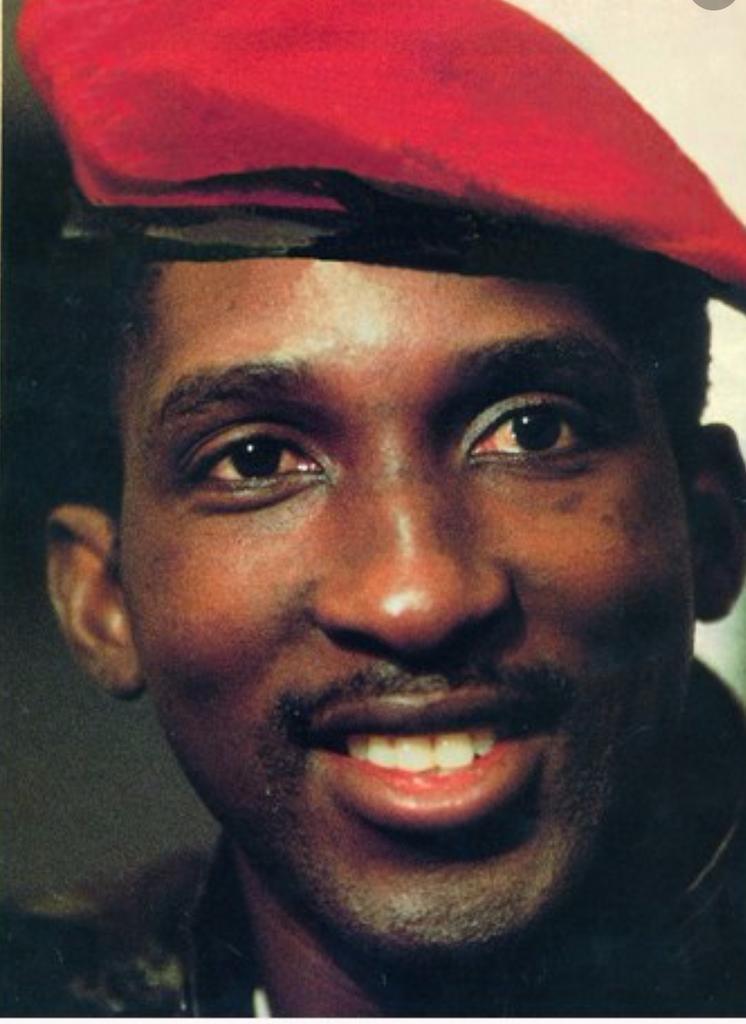 juandepca's tweet photo. "Aunque los revolucionarios como individuos pueden ser asesinados, jamás podrán asesinar sus ideas" (Thomas Sankara) http://t.co/PCMD4Pjmjj
