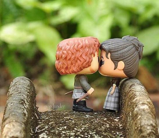 SamHeughansHair's tweet image. @TallShipProds @sjhallman1 Lovely Maril, you never have too much hair! Look at mine? #BigHairDontCare #curlsrule