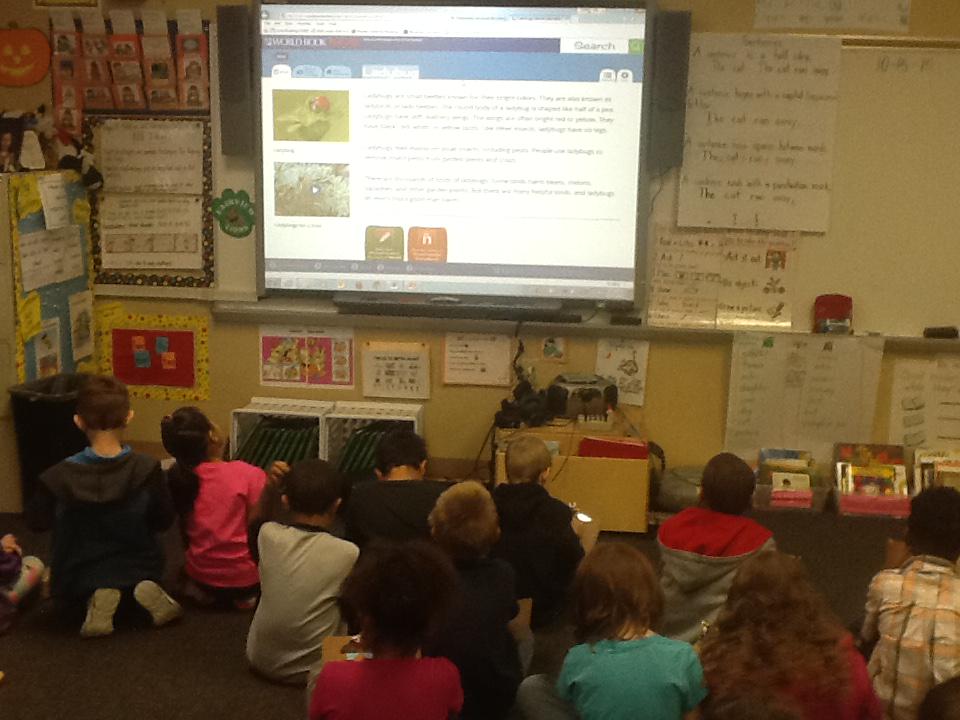 Janemlibrary's tweet photo. @kear734 @wearrrichmond first grade taking notes using World Book online http://t.co/X0Vbw9bR3Y
