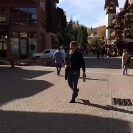 xoxoLizza's tweet image. |REPLAY| going thru #vail village before lunch! #optimainaspen #katch #Periscope ktch.tv/34v5