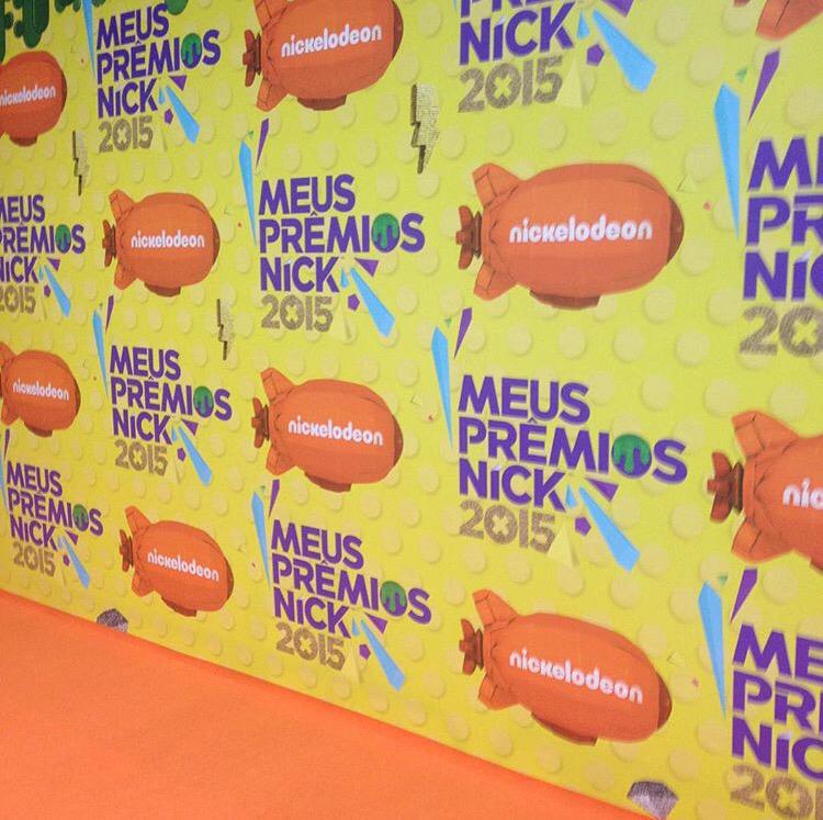 FebreTeen's tweet photo. Estamos aqui no Orange Carpet do Meus Prêmios Nick que começa já já #MPN #SkyNoMPN2015 http://t.co/iTcsoxfqm2