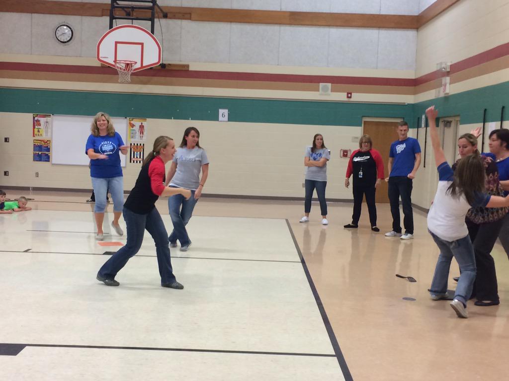 MrMixclass's tweet image. Marshmallow baseball during assembly today. Great fun. Let's go Royals!!!
