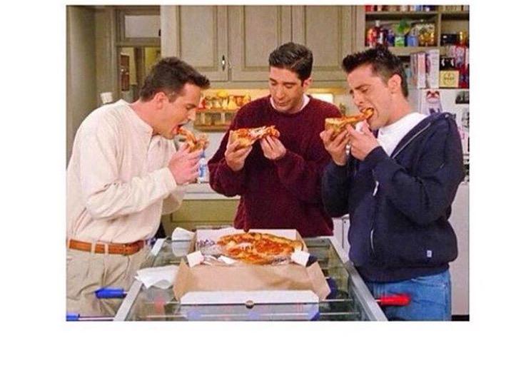 OmgPizzaClub's tweet photo. What a true #squad looks like! #PizzaClubForLife #Friends http://t.co/SRcOHn3nrE