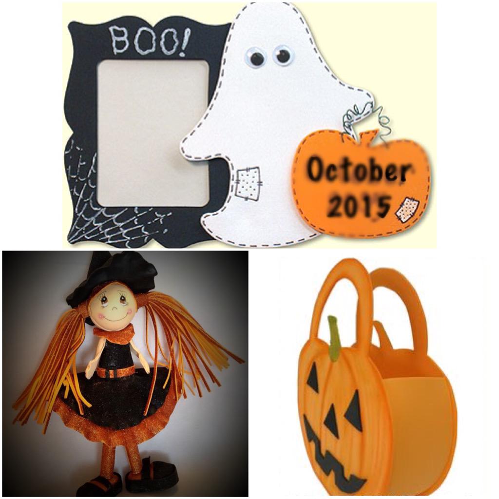 PartyTimeEva's tweet image. Halloween Decor! #decoration #Halloween #fun #decor #handmade #photo #frame #dolls #candy
