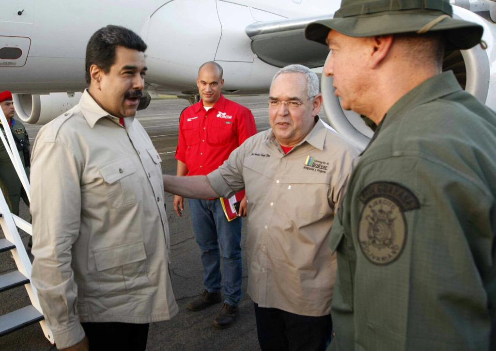 RedObrera's tweet image. Pdte. @NicolasMaduro cuente siempre con @rangelgomez y toda nuestra militancia chavista #El6DGanaChavez