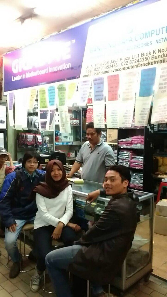 silvi (@silvianimariaa) on Twitter photo 