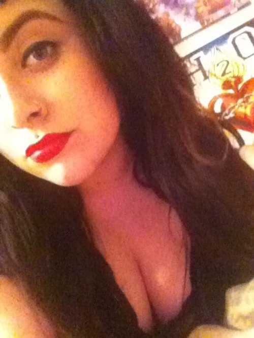 need real girls? bit.ly/1OSYUly