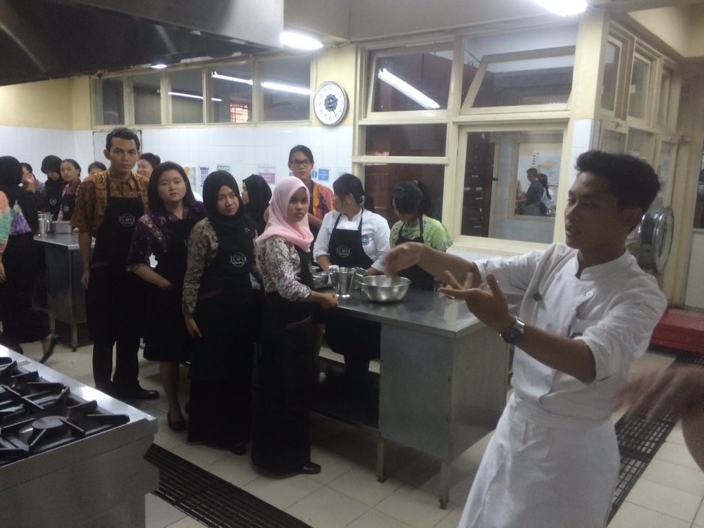 2:30 pm. Our second event [PASTRY CLASS]