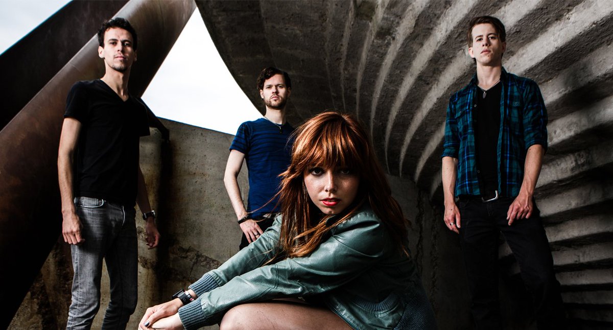 Weekendtip: Zaterdagavond #Plugpop bij <a href="/Scum_Katwijk/">Scum Katwijk</a> met oa <a href="/bobbillymusic/">Bob Billy</a>, <a href="/allcomesdownbnd/">All Comes Down</a> en DJ Arno. Entree € 5!