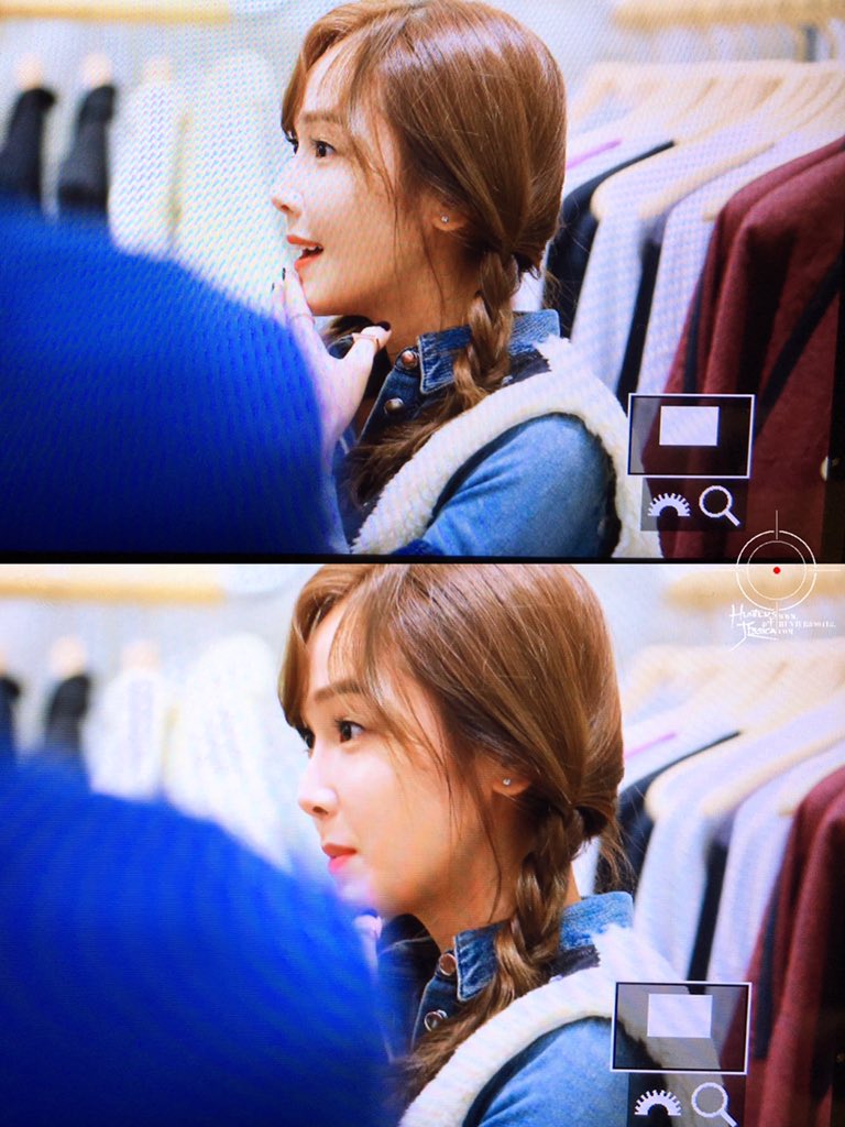 [PIC][23-10-2015]Jessica tham dự sự kiện của thương hiệu "MM6" vào chiều nay CR_UQSuUwAEUbzf