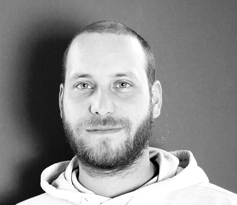 Auf der Flucht - Wer kennt diesen Mann?