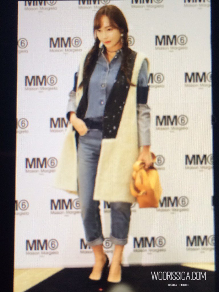 [PIC][23-10-2015]Jessica tham dự sự kiện của thương hiệu "MM6" vào chiều nay CR_W8zdU8AAM2Oc