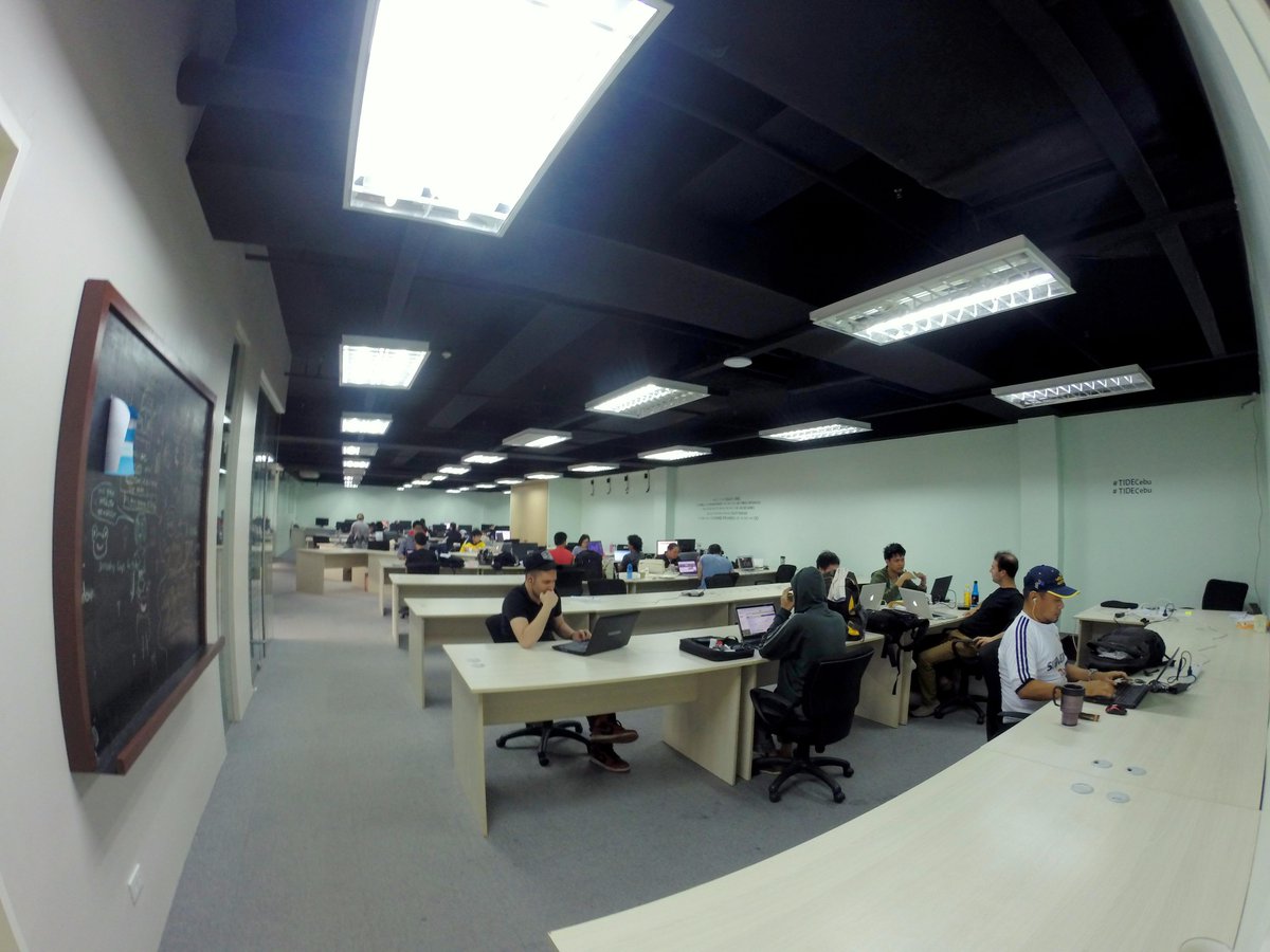 theTIDECebu's tweet photo. Today at The TIDE!
TGIF! #coworking #Cebu #TIDECebu http://t.co/kDEL0VUx7V