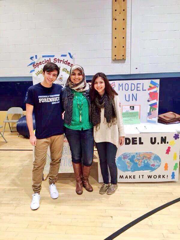 fthsmodelun's tweet photo. Thank you guys for stopping by and joining!! #wehadtotakeaselfie #missingZ @zainabmoosavi http://t.co/Us9uCLlBSW