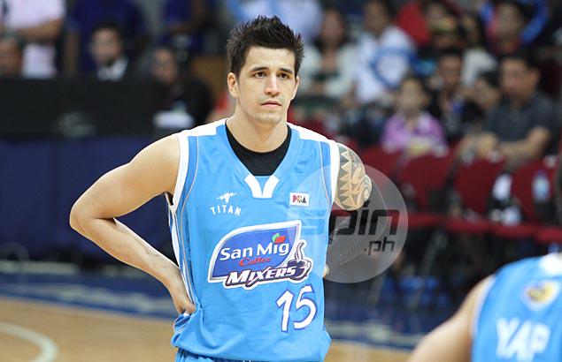 Bukod sa 3rd monthsary ng AlDub..
HAPPY BIRTHDAY to my Idol MARC PINGRIS!!! 