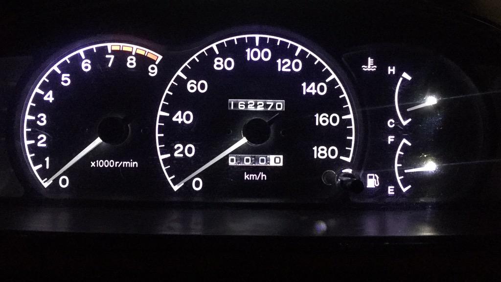 #CE9A #ランエボ #三菱
純正パネル使用してLED97発で光らせています。 交換型LEDはメーター構造上絶対綺麗に発光しません。
指針も指針LEDで発光で発光します。
