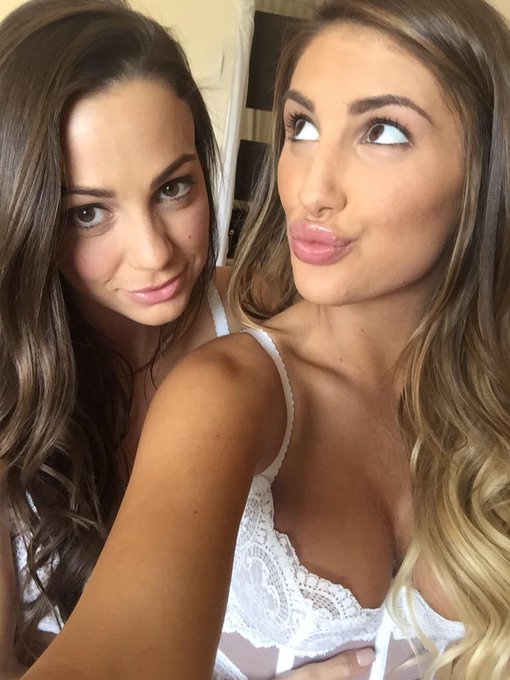 @MsAbigailMac it was AMAZING!!! ??????? http://t.co/JW5CCF5Nws