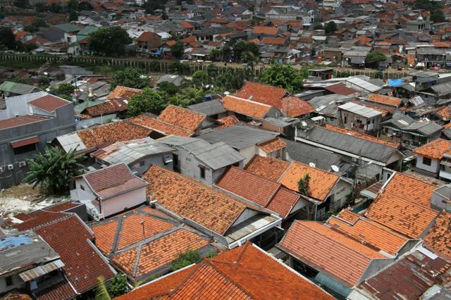 Metro_TV's tweet image. Relokasi Warga Bidara Cina, Pemprov DKI Bentuk Tim Khusus goo.gl/Uwpp4l