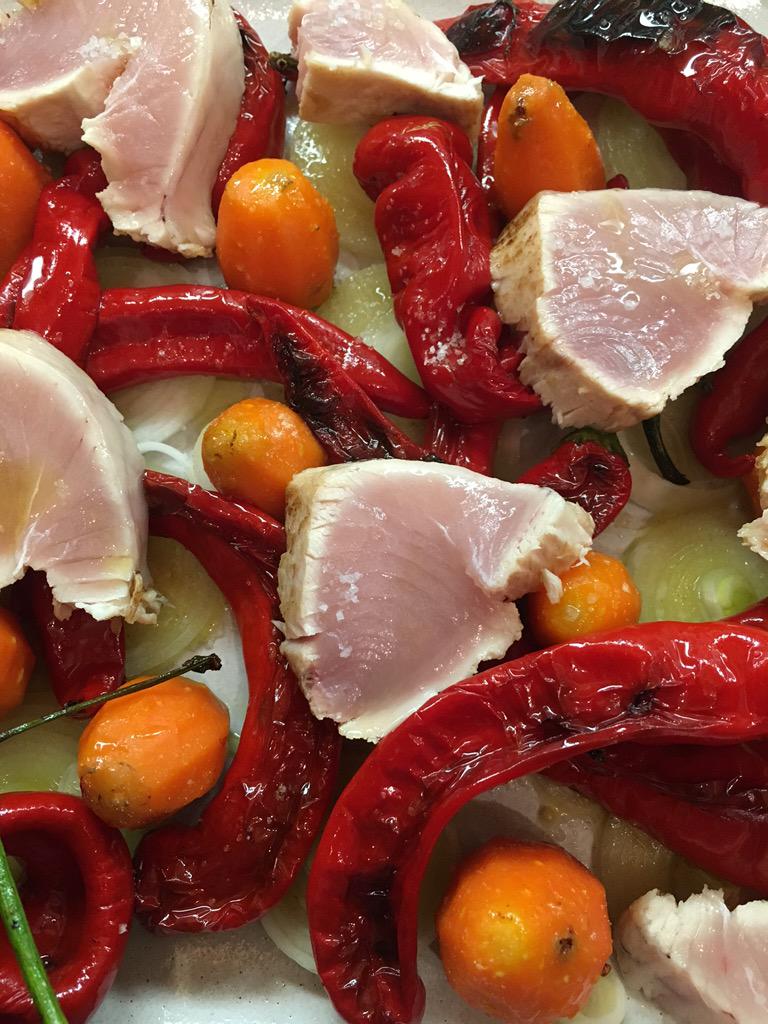 alexdeve's tweet image. Albacore tuna with sweet peppers, spring onions and carrots. Thank you @Seaforager