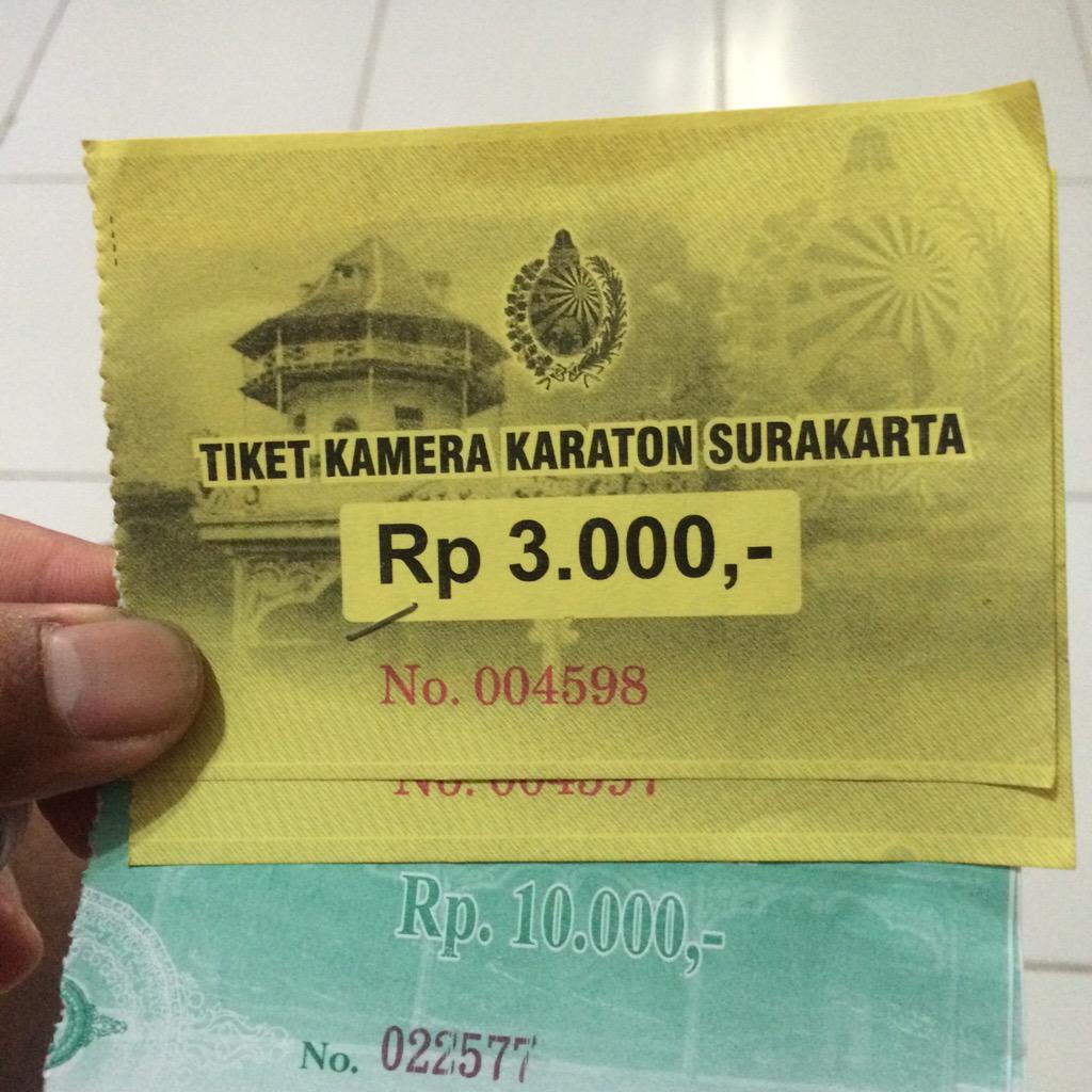 Tiket kamera di Kraton Solo.....murah kok