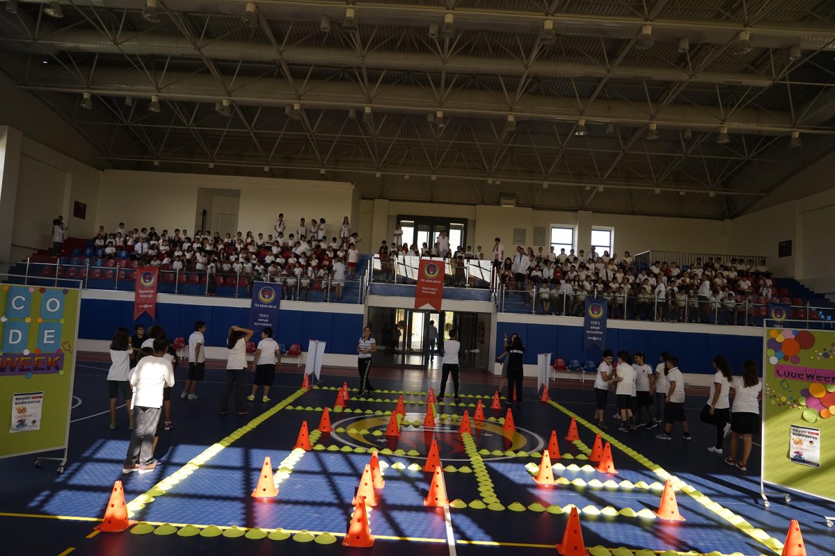 ArdaCirpili's tweet image. Hayatı Kodluyoruz @tedxtr #codeweekeu #codeted01 #codeweek2015