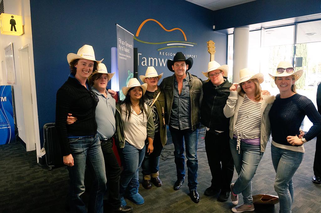 RUCKUS (@ruckusensemble) on Twitter photo We loved meeting you in Tamworth <a href="/leekernaghan/">Lee Kernaghan</a> would love for you to share our campaign: igg.me/p/1454543 We loved meeting you in Tamworth <a href="/leekernaghan/">Lee Kernaghan</a> would love for you to share our campaign: igg.me/p/1454543