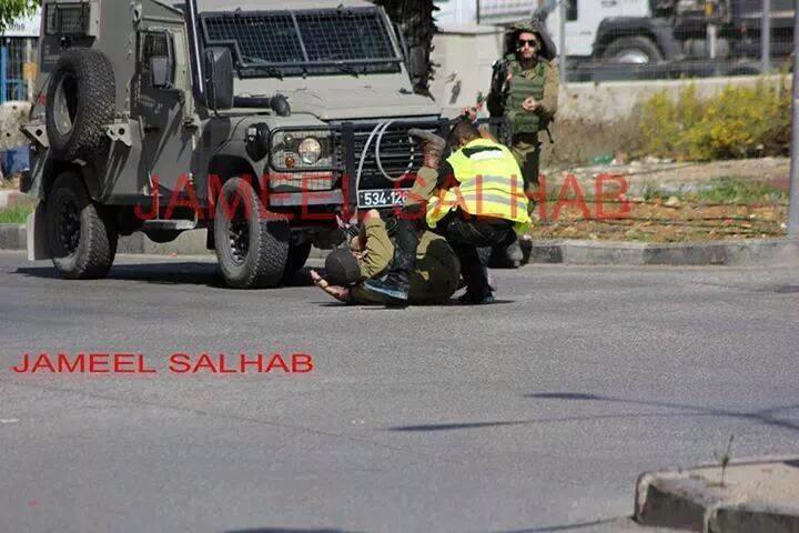 PHOTOS: IDF Soldier moderately wounded after being stabbed by Arab terrorist wearing a press vest near Hebron.