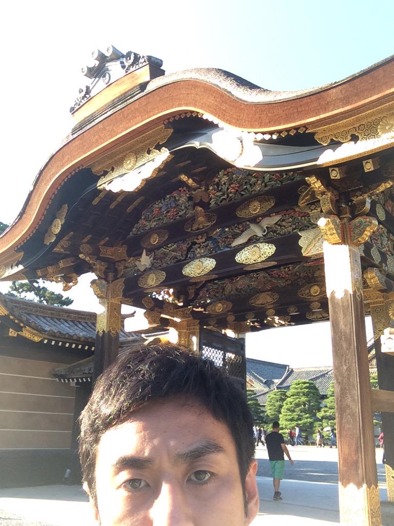 Twitter இல 山本ひろし ロバート 京都二条城を堪能 やはり何度来ても見事 今日の京都は暖かかったからか鶯張りの床の鳴きが素晴らしかった ちなみに二条城一口城主です Http T Co 93slmsbdvp