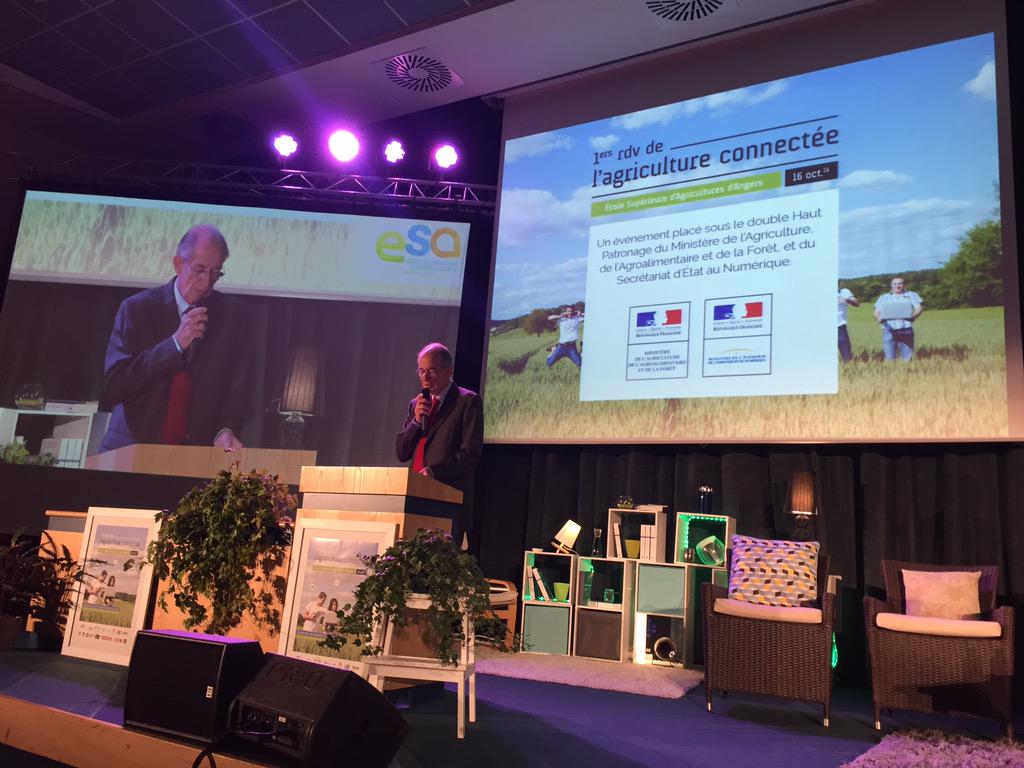 agronumericus's tweet image. La @TRIAPDL est une réalité aujourd'hui à @Groupe_ESA avec #esaconnect barbariser l'agriculture avec #bienveillance