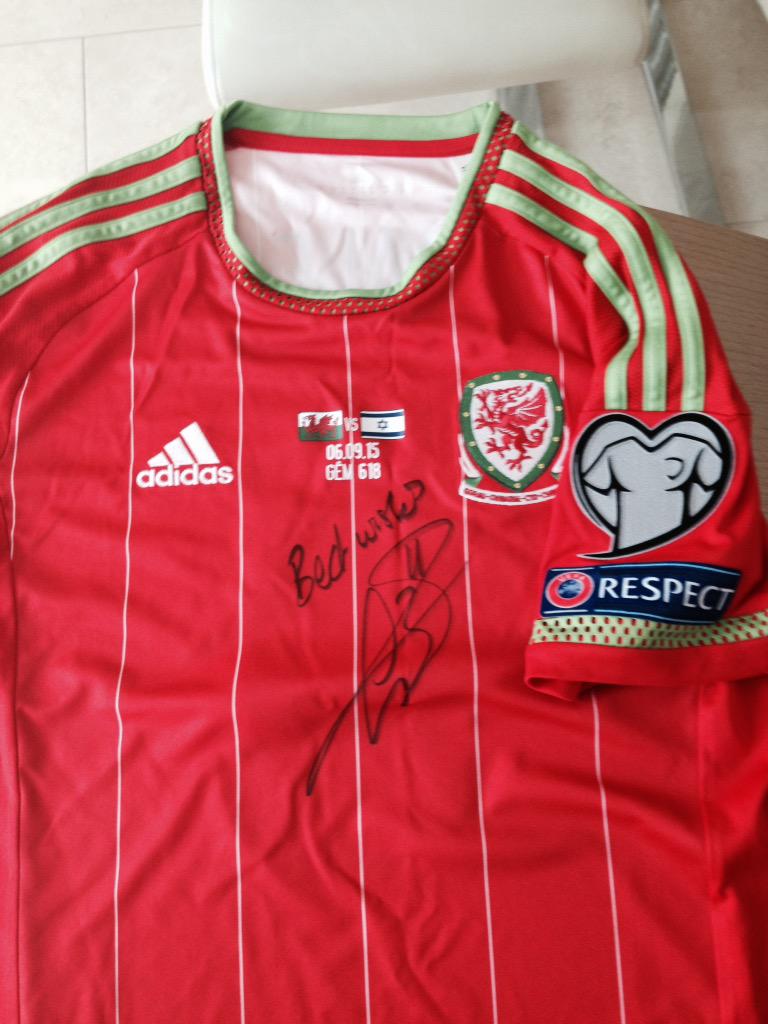 pontypriddabc's tweet image. From the best, up for Auction Wales v Israel euro qualifier jersey.
Pontypridd ABC Boxing show Fri 13th November.