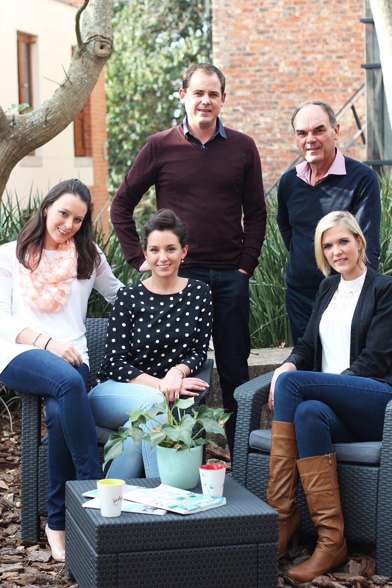 KeterSA's tweet image. Happy #bossesday to our 2 amazing Directors!