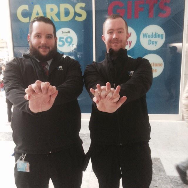 gasdoc2857's tweet photo. @SaveALifeScot @AbdnInspired #TrinityCentre security do the #CPRselfie #restartaheart http://t.co/95rQruloJ5