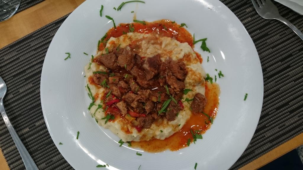 Günün yemeği hünkar beğendi.. #itü #petek #maslakmetroya50metre