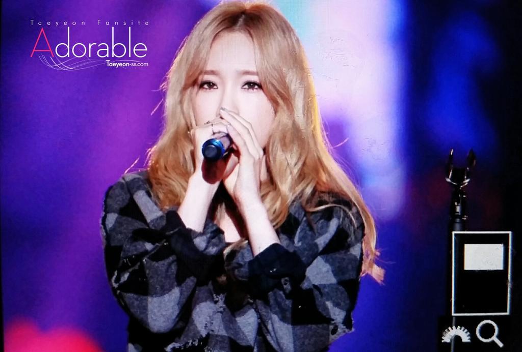 [PIC][06-10-2015]Hình ảnh mới nhất từ chuỗi hoạt động quảng bá cho Mini Album "I" của TaeYeon - Page 3 CRbs5ZoUwAAfzvH