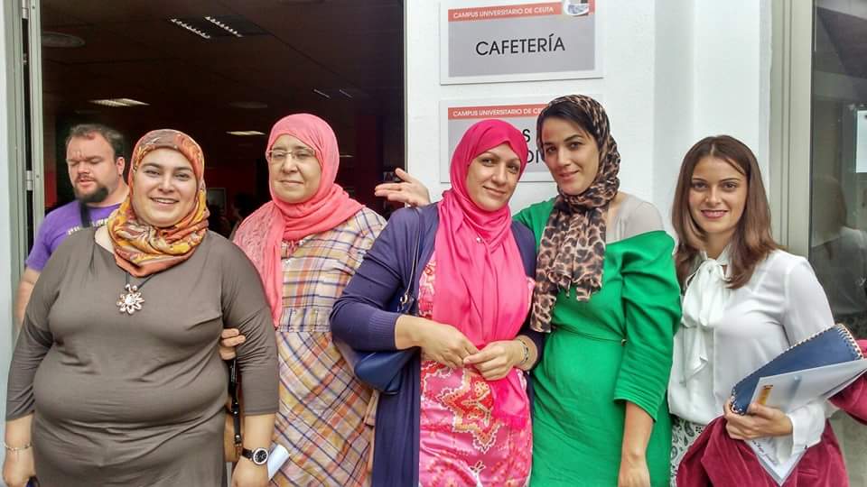 CGCEES's tweet photo. Público asistente  a las jornadas de #EducaciónSocial  que están teniendo lugar en estos momentos  en Ceuta http://t.co/CThYdAC7hL
