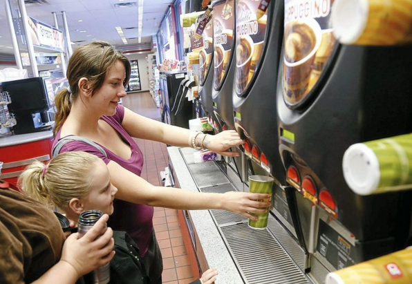 FetchCoffee's tweet image. Gas stations use coffee to boost sales. Now $4 per cup and serving Pumpkin Spice Lattes. snip.ly/rbEK