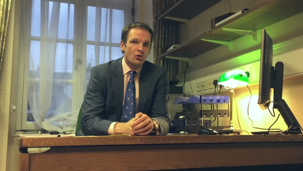 This Tory ex-health minister is backing a protest by 17,000 doctors mirror.co.uk/news/uk-news/t…