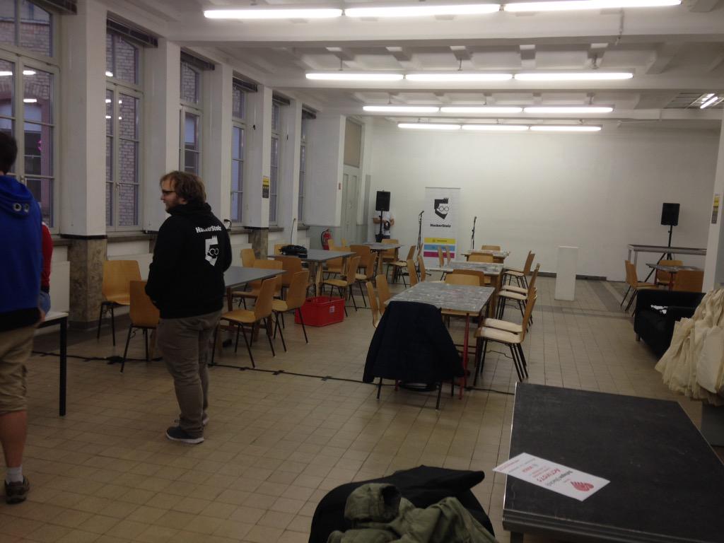 hackerstolz's tweet image. Prepared!!! 😃💪😍
#refugeehackathon #codeweekeu #codeweek2015 @CodeWeekGermany @CodeWeekEU @SWR2 @refugeehackaton