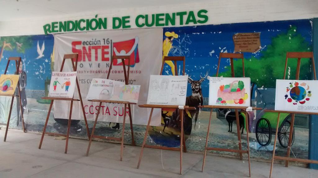 JosimarGlezV's tweet photo. #DiaMundialDeLaAlimentacion concurso de cartel "La Buena Alimentación y Práctica de Valores" #EST20 #SNTEJovenCsur http://t.co/OqG0evjE1w