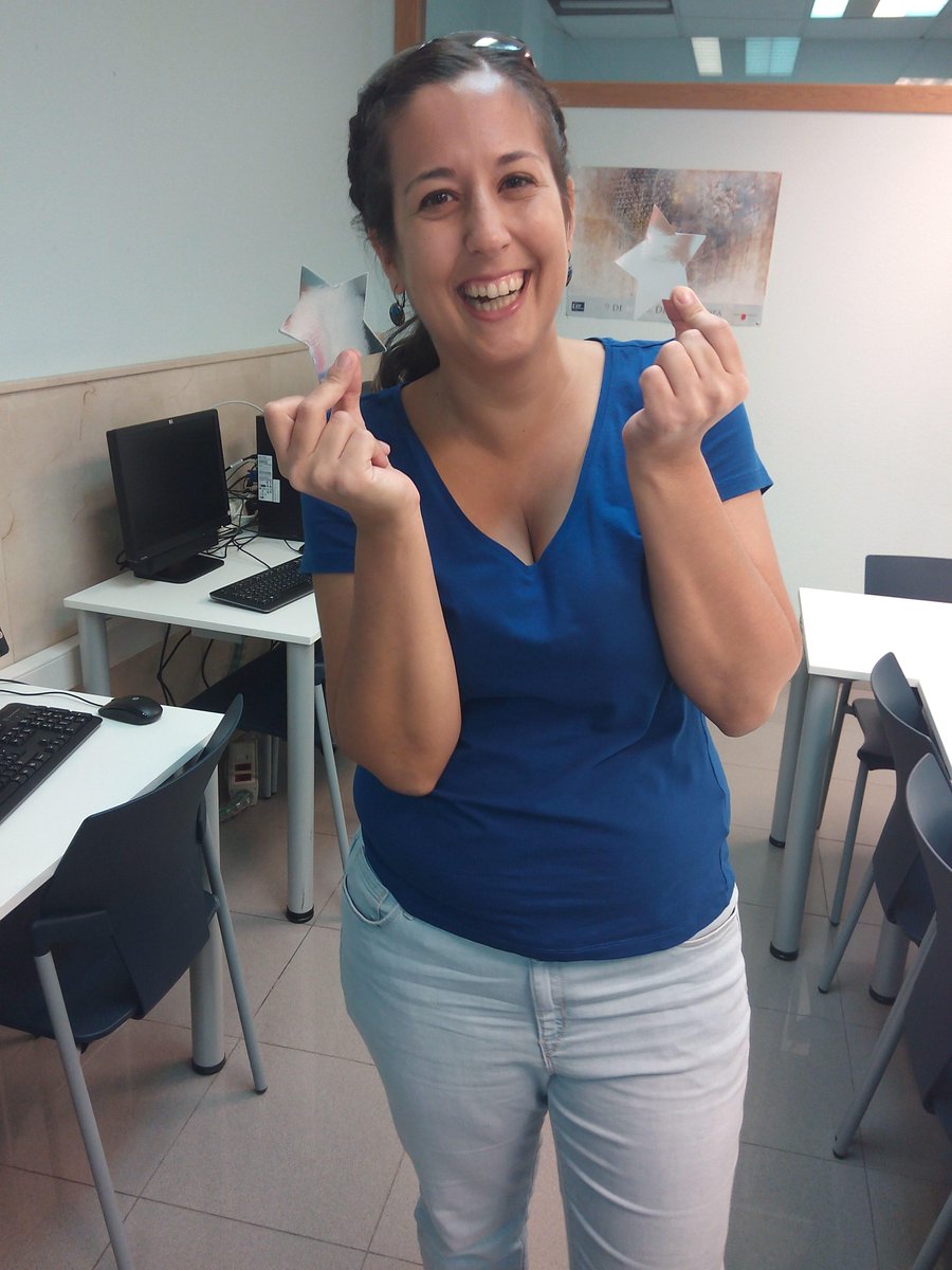 LanzaderaMUR's tweet photo. Sorpresa en el sprint final nuestra compañera @mgberna ha encontrado trabajo!!! ENHORABUENA!
http://t.co/PQxTzRv4sM http://t.co/OK0n2UJlL4