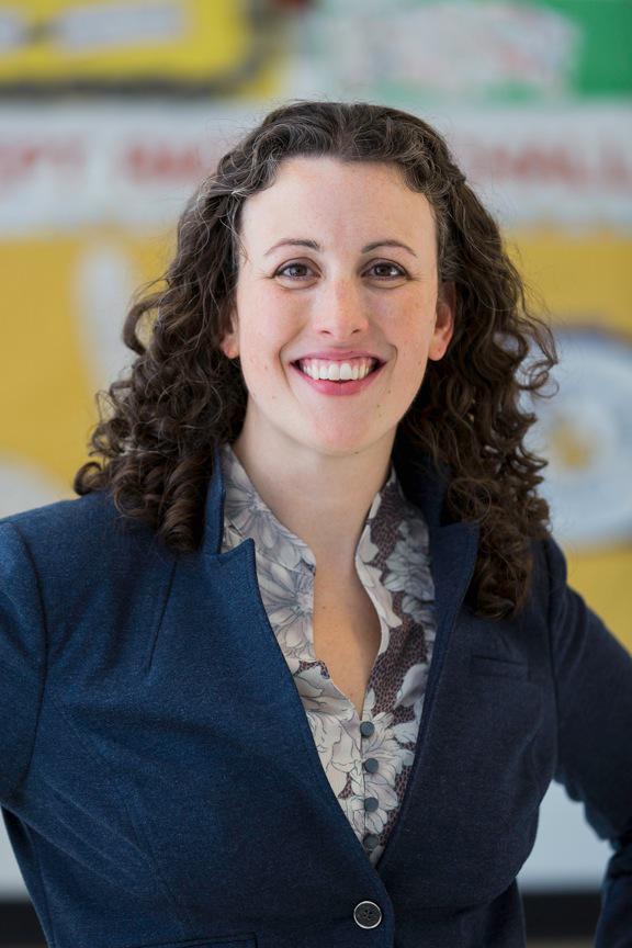 Candid interview with author Jennifer <a href="/JSerravallo/">Jennifer Serravallo</a> buff.ly/1LdYilP #edchat #reading <a href="/scholastic/">Scholastic</a>